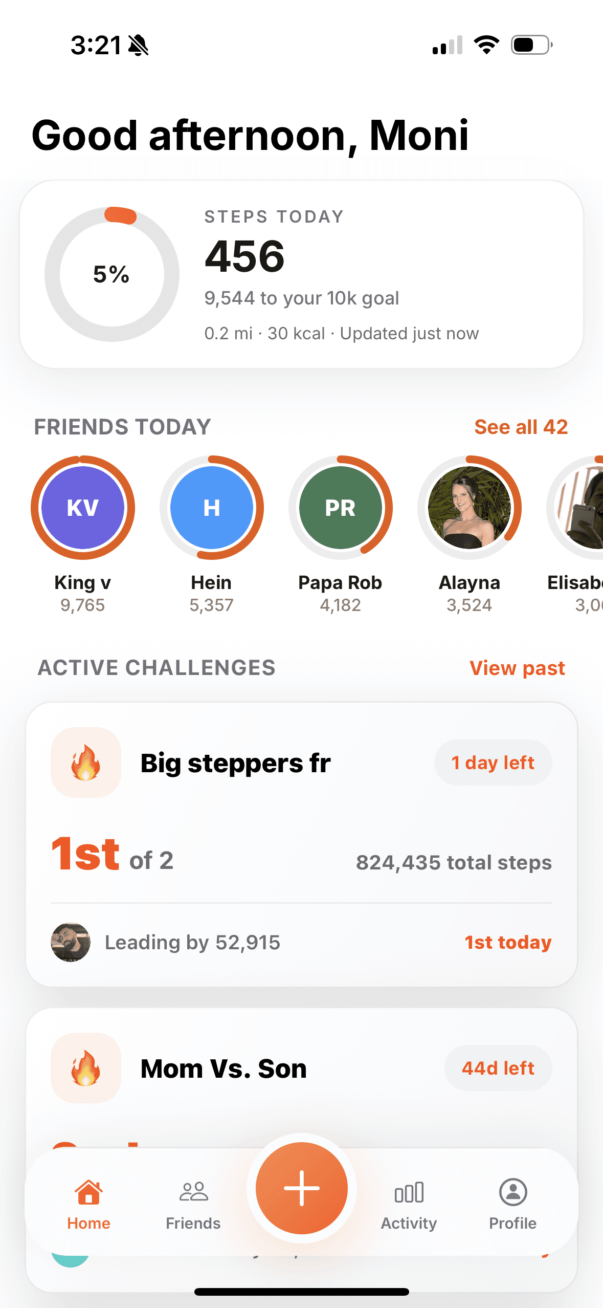 FitHive home screen showing today's steps, friends activity, and active challenges